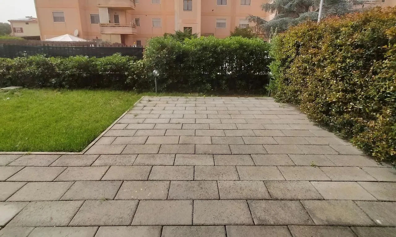 Apartment In Sardinia Decimomannu Italia